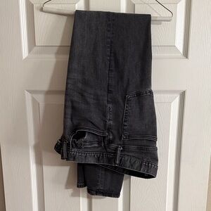 GAP Men's Dark Gray Straight Jeans
